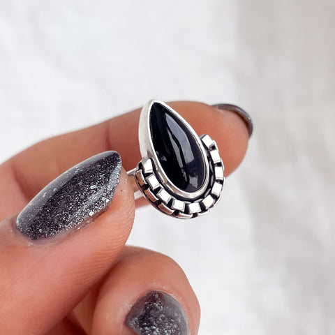 Black Onyx Ring | Teardrop | Size 7