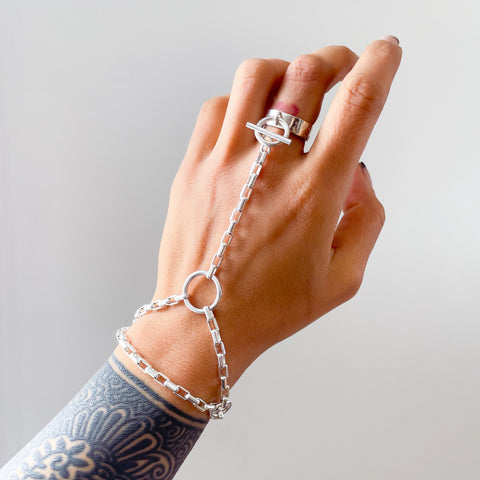 Convertible Hand Harness & O-Ring | One of a Kind